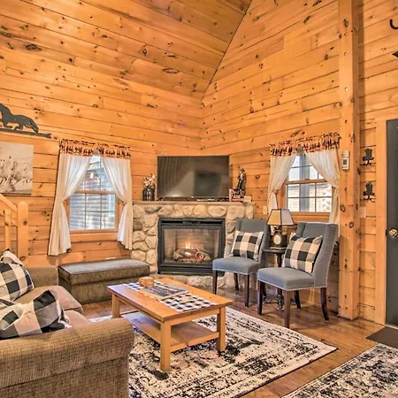 Rustic Rothbury Cabin With Resort Amenity Access! Exterior photo