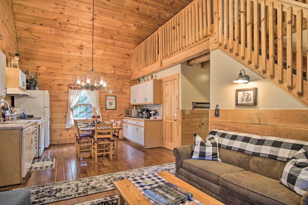 Rustic With Amenity Access! *